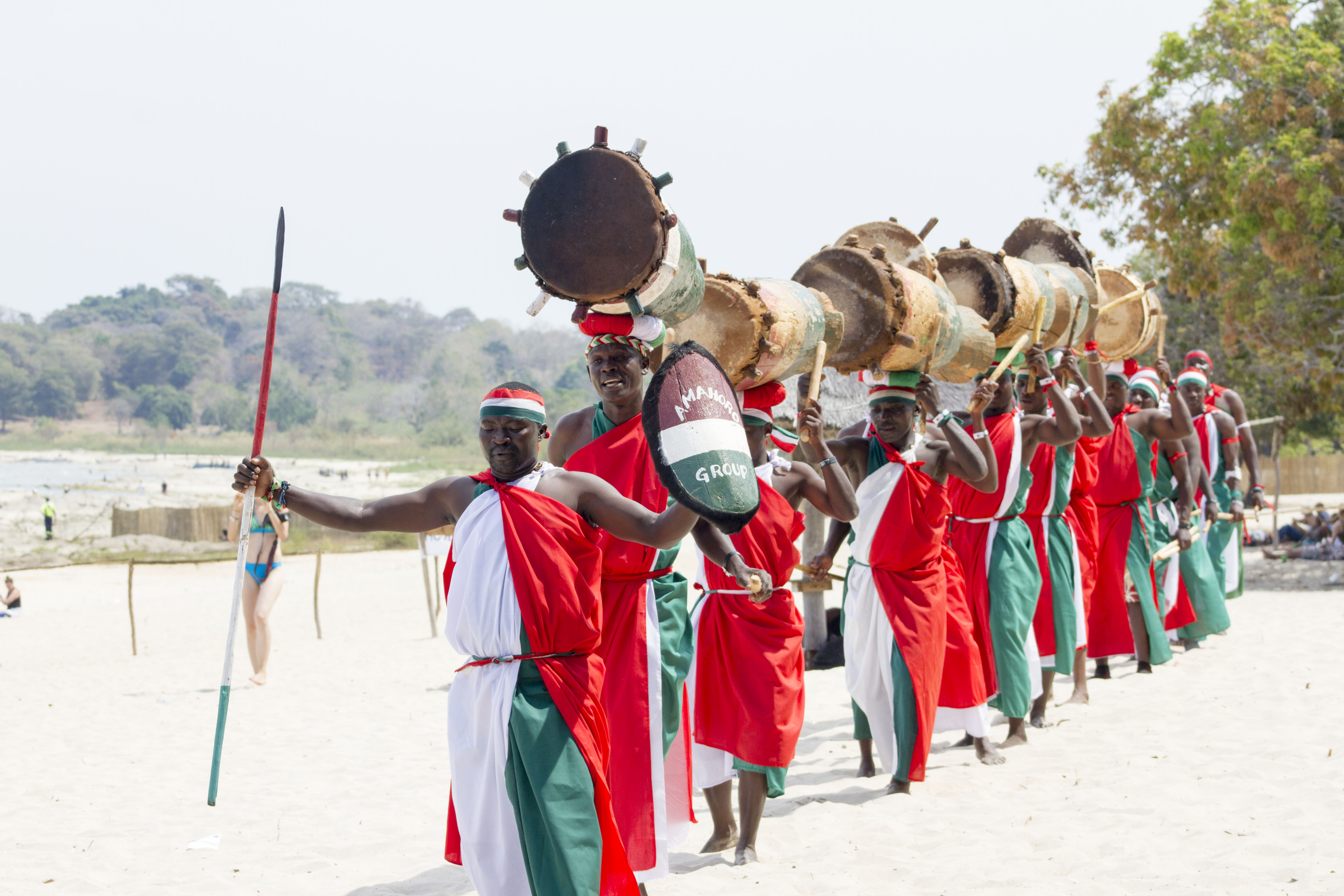 amahoro-drummers-perform-at-lake-of-stars-2016-photo-by-francisco-john-mpambe
