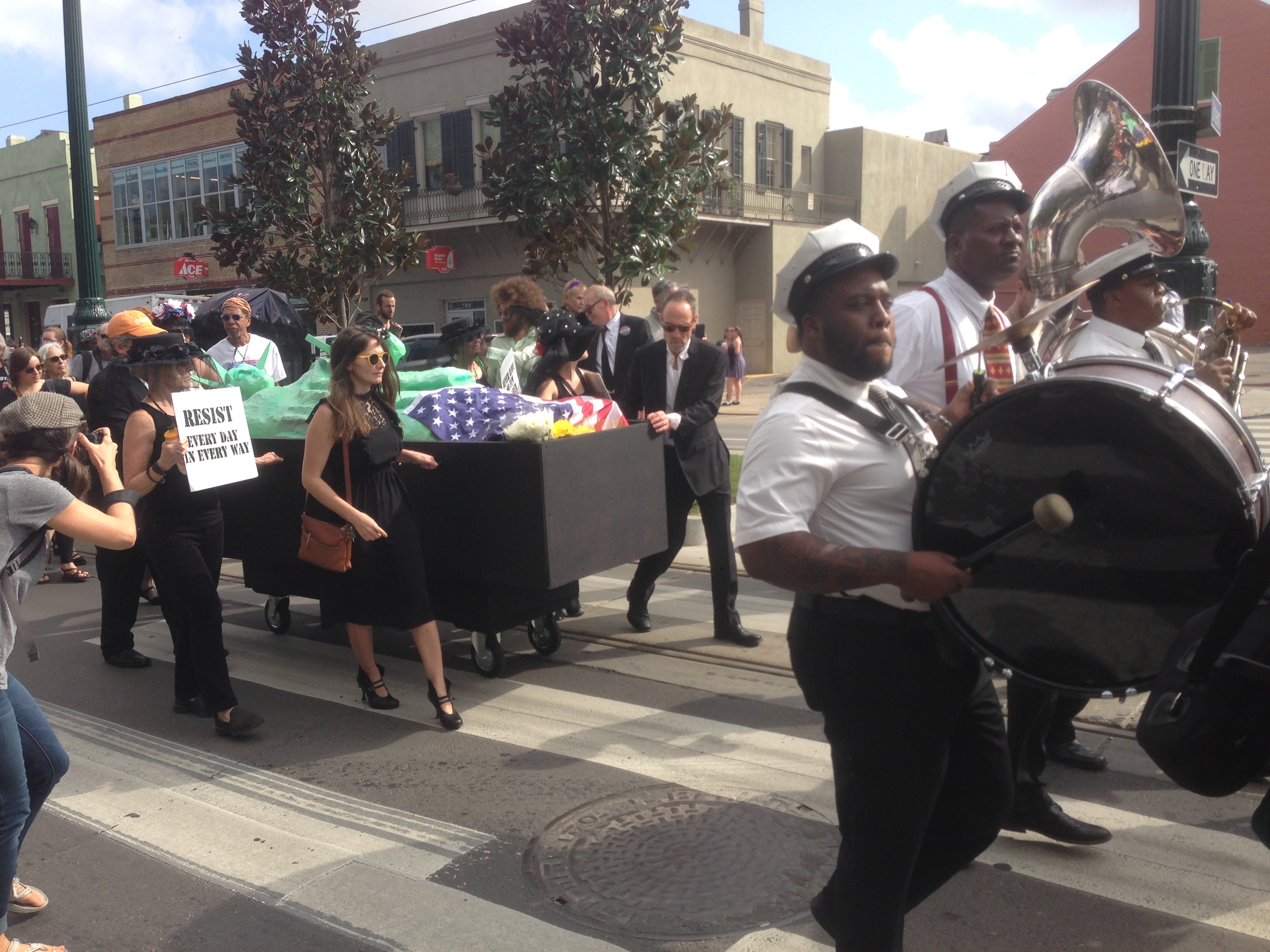 jazz-funeral-lady-liberty