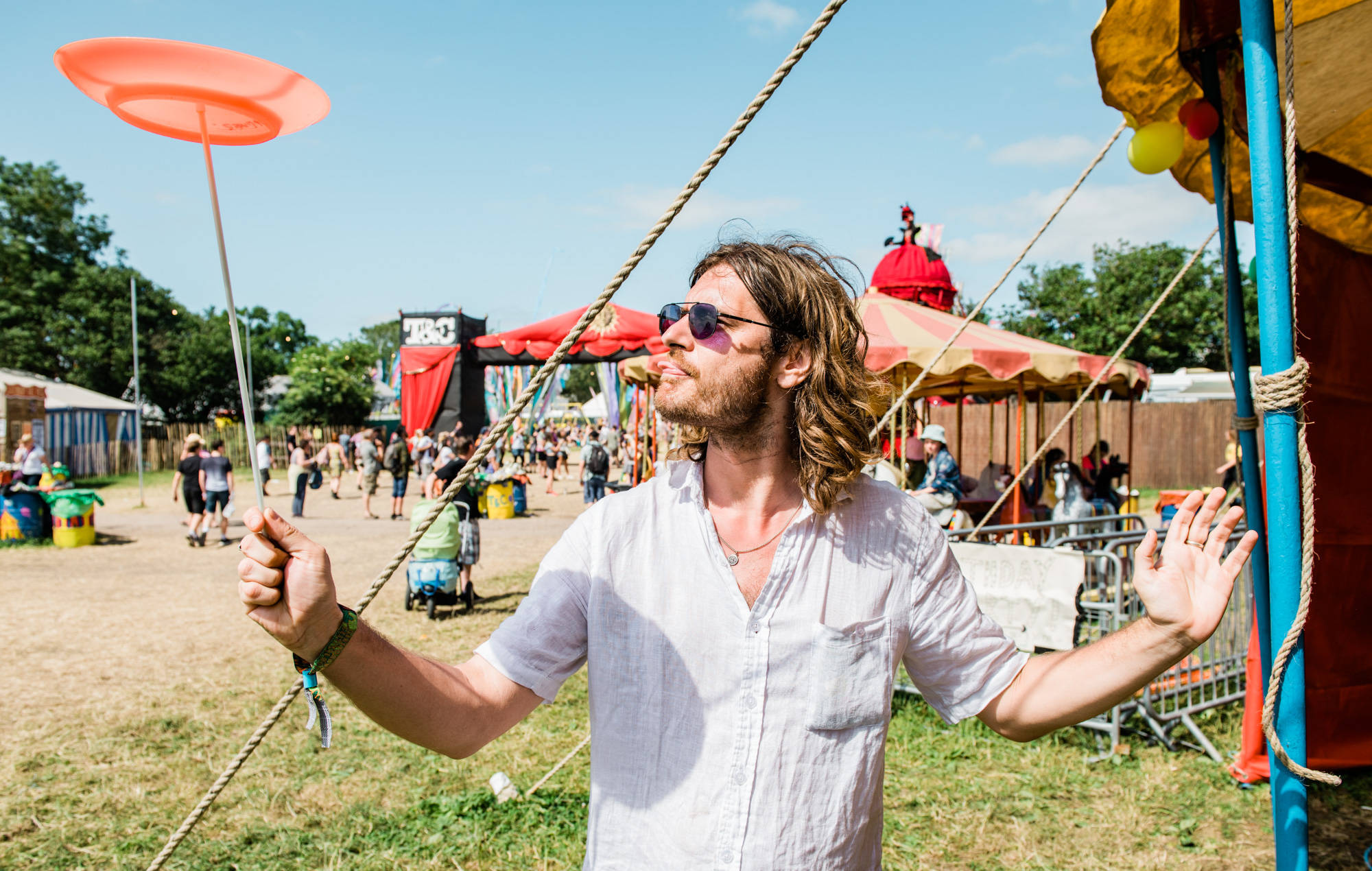 KEVIN-EG-PERRY-ANDY-HUGHES-NME-GLASTO19-6556